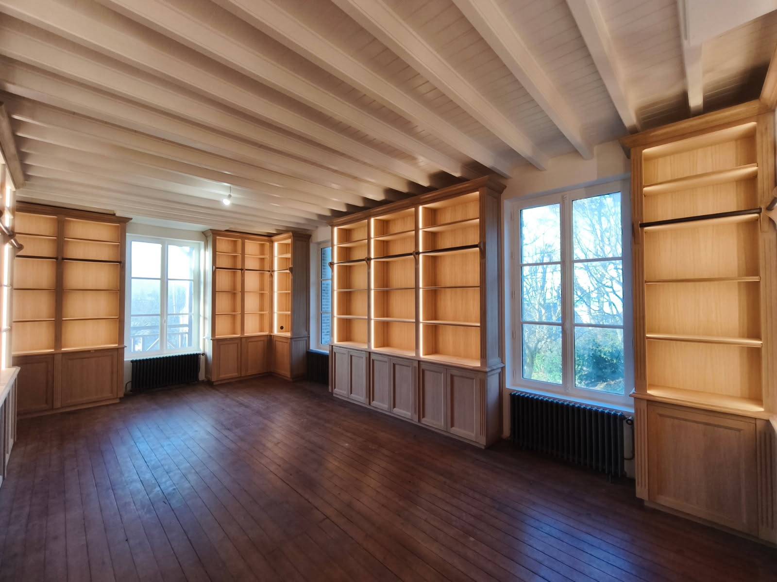 Bibliothèque en chêne massif