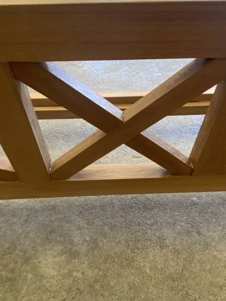 Fabrication de jardinières en bois avec croisillons à Saint-Valery-en-Caux