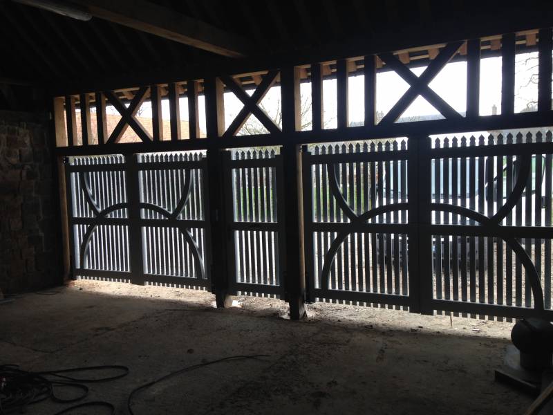 Fabrication de portes de garage en bois près de Veules-Les-Roses (76)