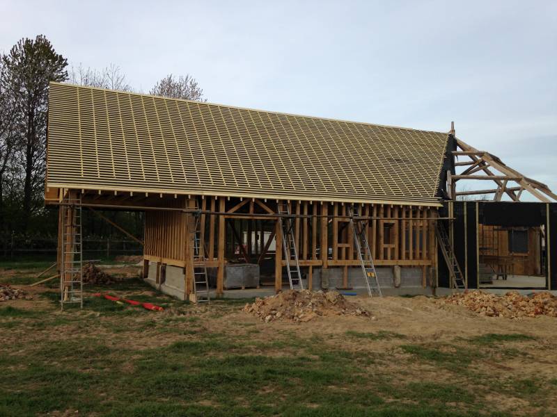 Charpente traditionnelle et réhabilitation ancien manège près de Fauville-en-Caux